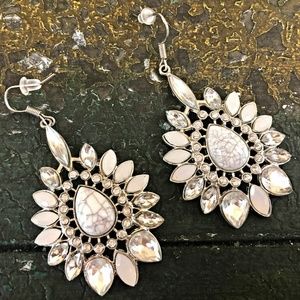 Silver White Gray Pear Shaped Dangle Earring